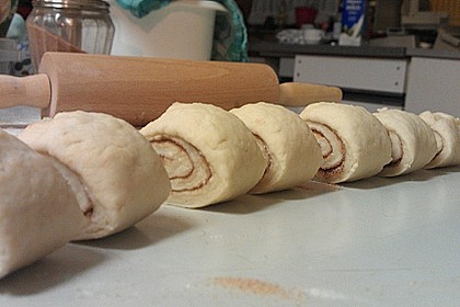 Schwedische Zimtschnecken (Kanelbullar) 143