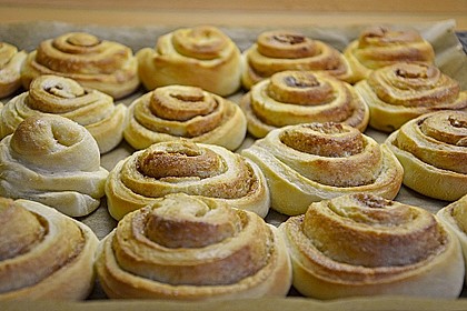 Schwedische Zimtschnecken (Kanelbullar) 17