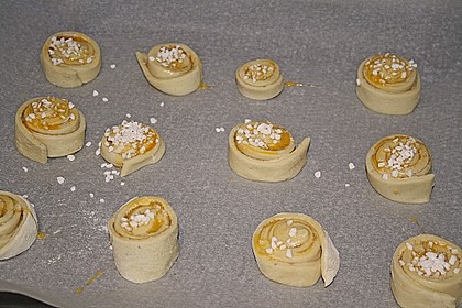 Schwedische Zimtschnecken (Kanelbullar) 205