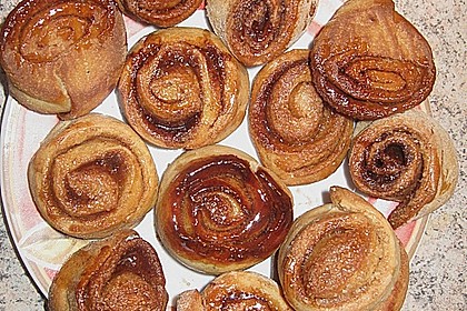 Schwedische Zimtschnecken (Kanelbullar) 195