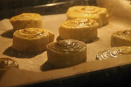 Schwedische Zimtschnecken (Kanelbullar) 51