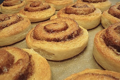 Schwedische Zimtschnecken (Kanelbullar) 127
