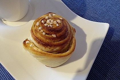 Schwedische Zimtschnecken (Kanelbullar) 81