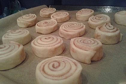 Schwedische Zimtschnecken (Kanelbullar) 126