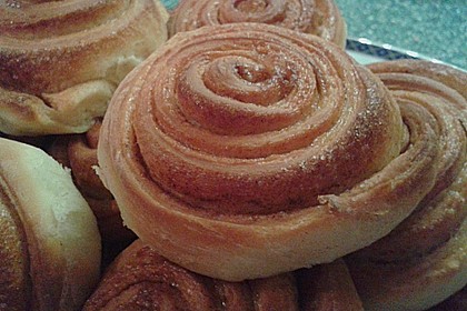 Schwedische Zimtschnecken (Kanelbullar) 95
