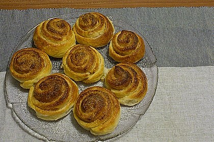 Schwedische Zimtschnecken (Kanelbullar) 139