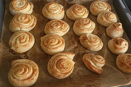 Schwedische Zimtschnecken (Kanelbullar) 102