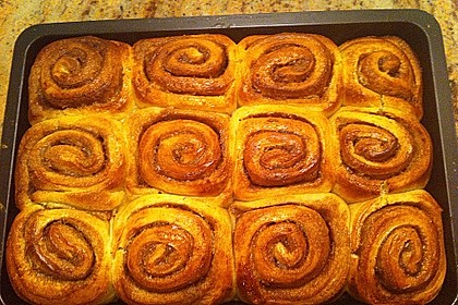 Schwedische Zimtschnecken (Kanelbullar) 164