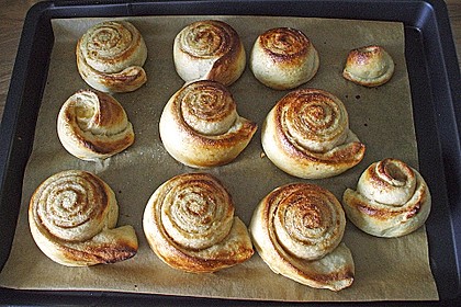 Schwedische Zimtschnecken (Kanelbullar) 158