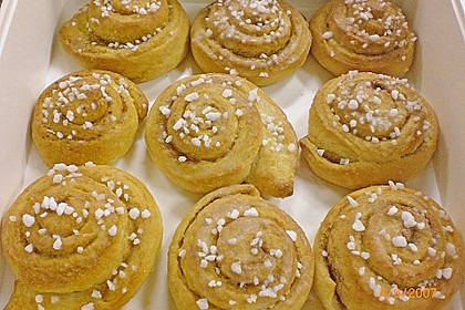 Schwedische Zimtschnecken (Kanelbullar) 65