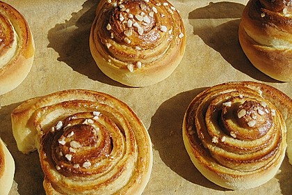 Schwedische Zimtschnecken (Kanelbullar) 18
