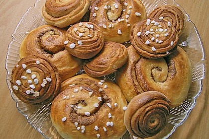 Schwedische Zimtschnecken (Kanelbullar) 150