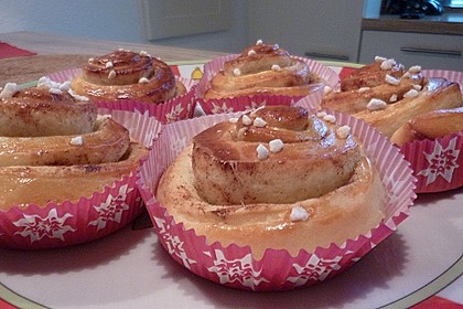 Schwedische Zimtschnecken (Kanelbullar) 33