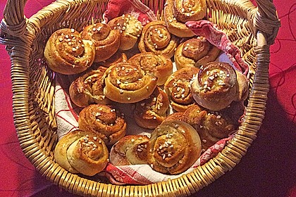 Schwedische Zimtschnecken (Kanelbullar) 60