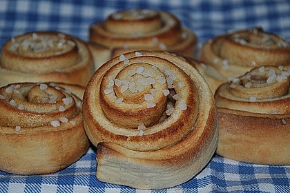 Schwedische Zimtschnecken (Kanelbullar) 19