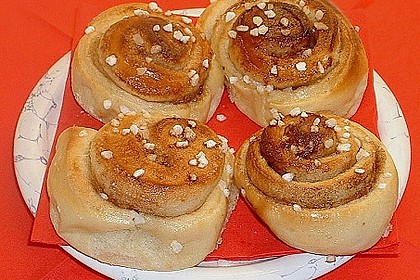 Schwedische Zimtschnecken (Kanelbullar) 196