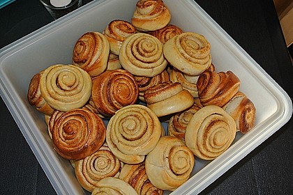 Schwedische Zimtschnecken (Kanelbullar) 43