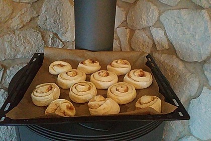 Schwedische Zimtschnecken (Kanelbullar) 130