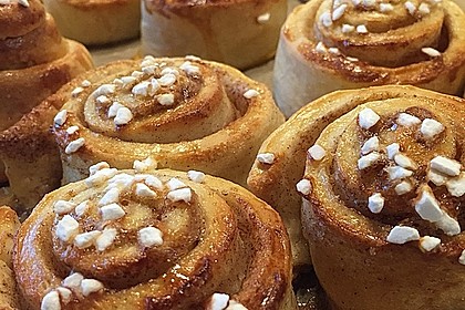 Schwedische Zimtschnecken (Kanelbullar) 15