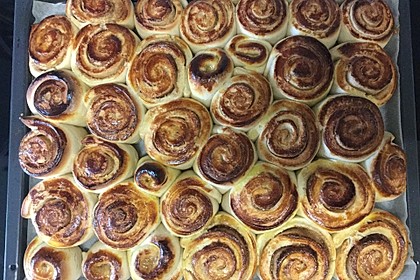 Schwedische Zimtschnecken (Kanelbullar) 129