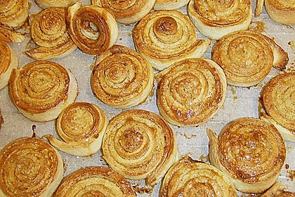 Schwedische Zimtschnecken (Kanelbullar) 169