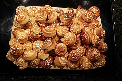 Schwedische Zimtschnecken (Kanelbullar) 10