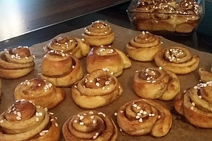 Schwedische Zimtschnecken (Kanelbullar) 45