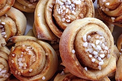 Schwedische Zimtschnecken (Kanelbullar) 40