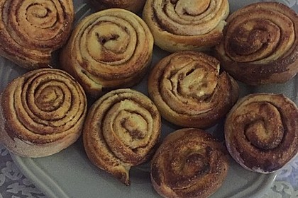 Schwedische Zimtschnecken (Kanelbullar) 7