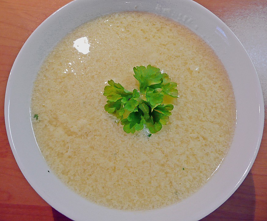 Hühnerbouillon mit Ei und Parmesan von plumbum Chefkoch.de