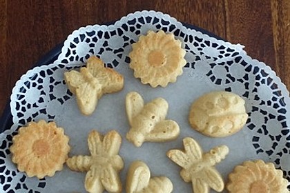 Kleine Kuchen im Waffelbecher 137