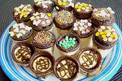 Kleine Kuchen im Waffelbecher 297