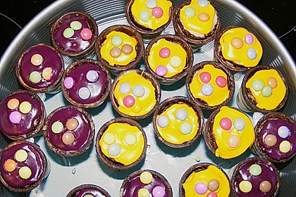 Kleine Kuchen im Waffelbecher 346