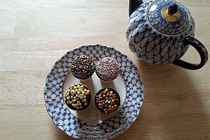Kleine Kuchen im Waffelbecher 66