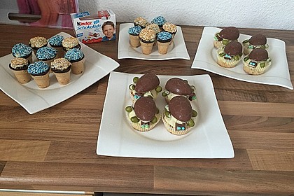 Kleine Kuchen im Waffelbecher 112