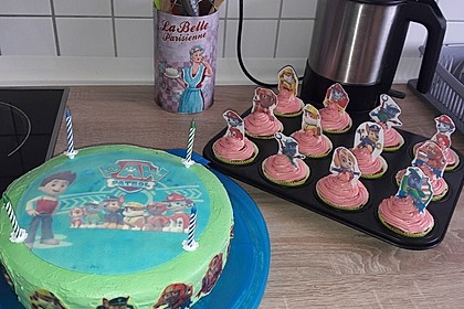 Kleine Kuchen im Waffelbecher 104