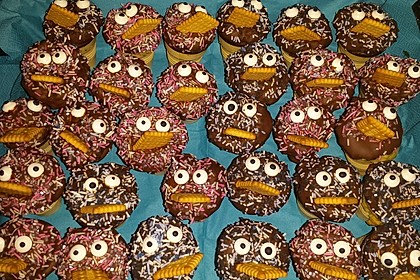 Kleine Kuchen im Waffelbecher 205