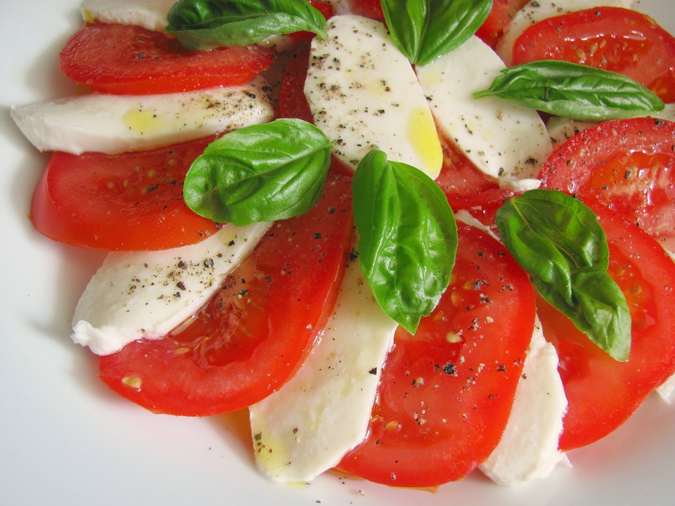Tomaten Mozarella Salat — Rezepte Suchen
