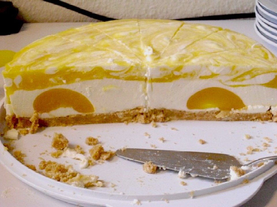 Käsesahnetorte mit Pfirsichen von Kühlschrankspion | Chefkoch.de