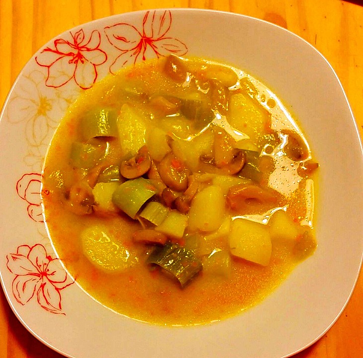 Herbstliche Kartoffelsuppe von monikakao | Chefkoch.de