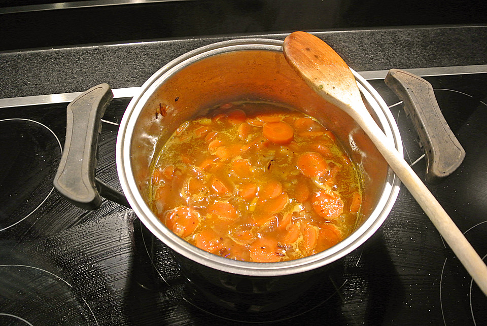 Karotten-Ingwer-Kokos-Suppe von zimmerbine | Chefkoch.de
