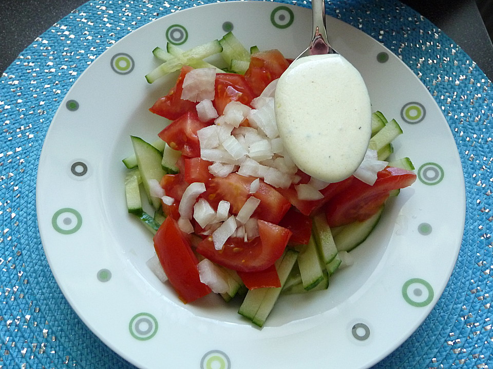 Joghurtdressing - perfekt für Gurkensalat von somfolder | Chefkoch.de
