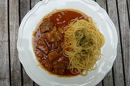 Brauhaus-Gulasch 54