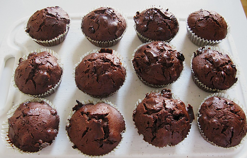 Muffins mit Schokolade und Rum - Rosinen von In_England | Chefkoch.de