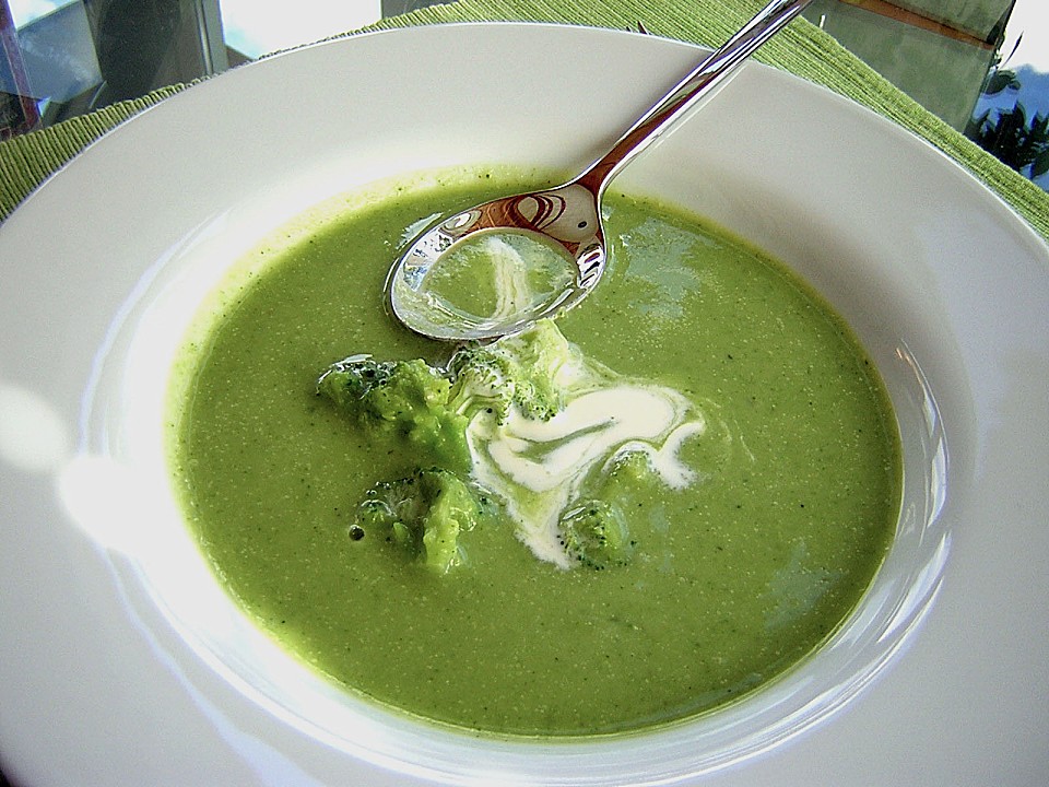 Brokkoli - Creme - Suppe LIGHT von elanda | Chefkoch.de