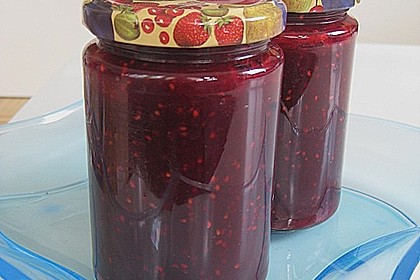 Brombeermarmelade aus frischen Beeren 1