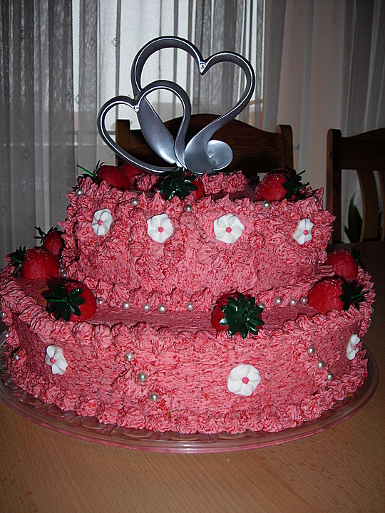 Erdbeer - Buttercreme von melanie0903 | Chefkoch.de