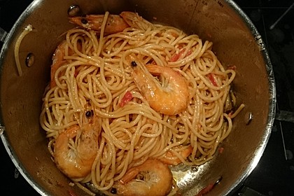 Spaghetti mit Garnelen 18