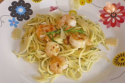 Spaghetti mit Garnelen 9