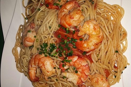 Spaghetti mit Garnelen 24
